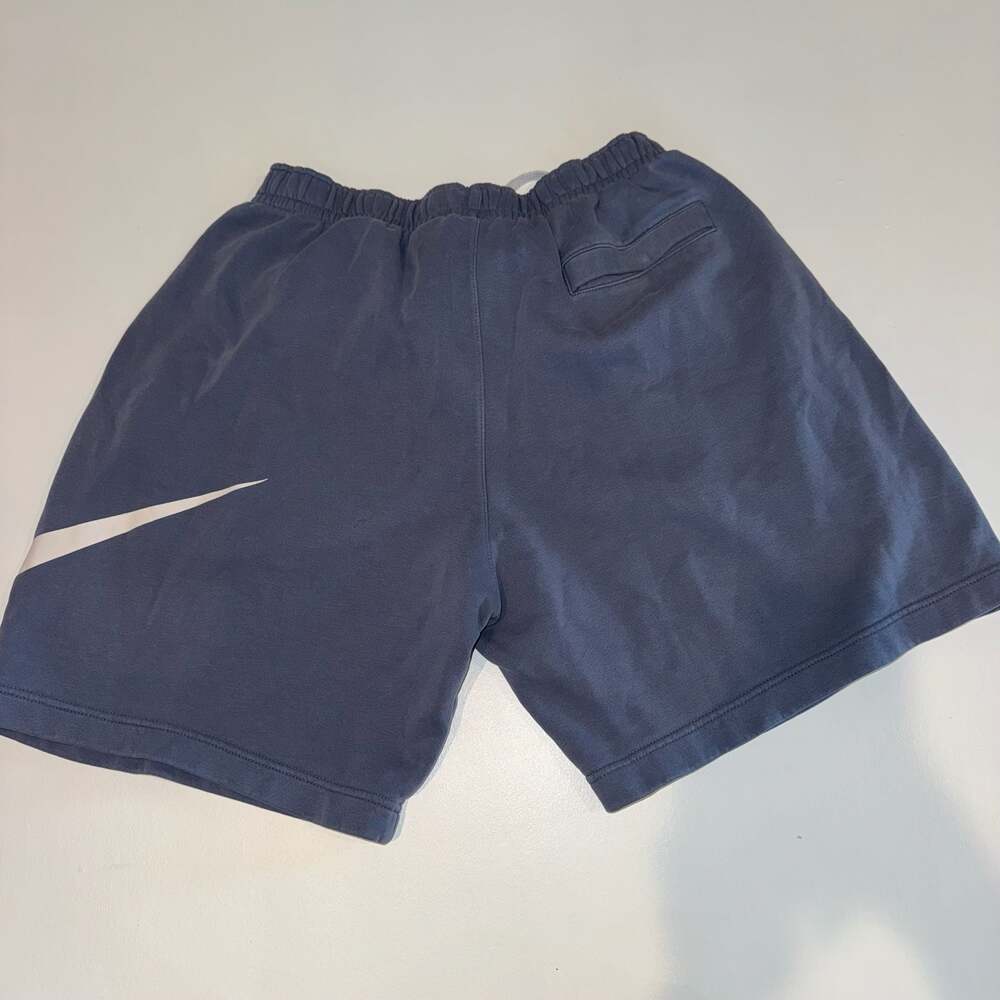 Nike Mens Navy Blue Club Graphic Swoosh Fleece Sweat Shorts Size Large - Picture 6 of 8